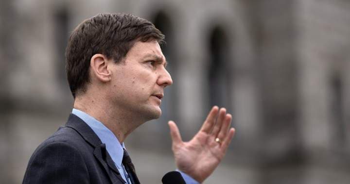B.C. Premier Undertakes Trade Mission to China Amid LNG Expansion Talks