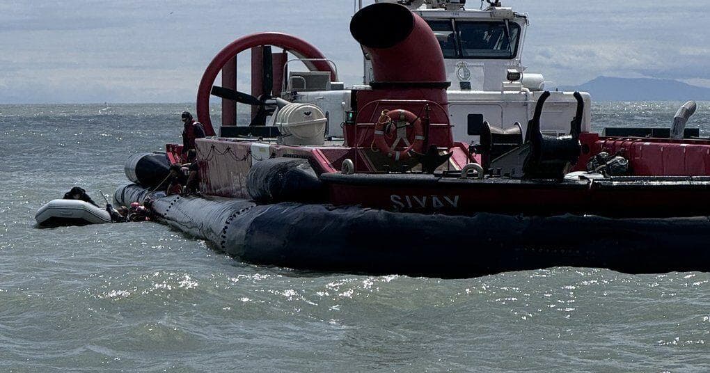 B.C. sailors recount critical decisions in rescue after charter boat sinking in Strait of Georgia