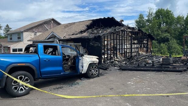 Four Displaced After Fire Heavily Damages Lincoln Apartment Building